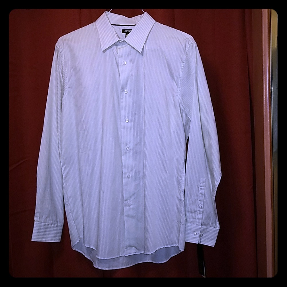 NWT  APT 9 NEW  Shirt